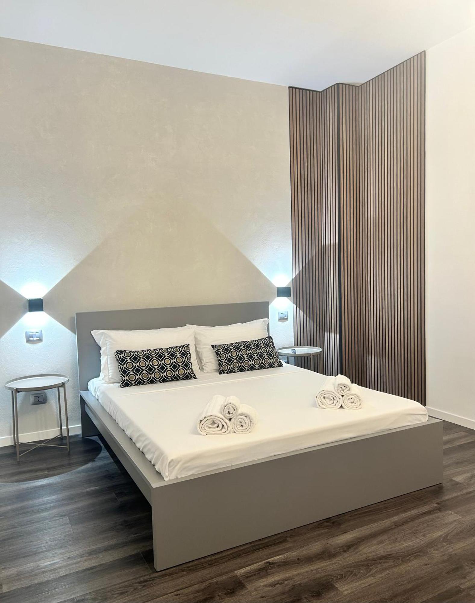 Tezone Seven Apartments Verona Exterior photo